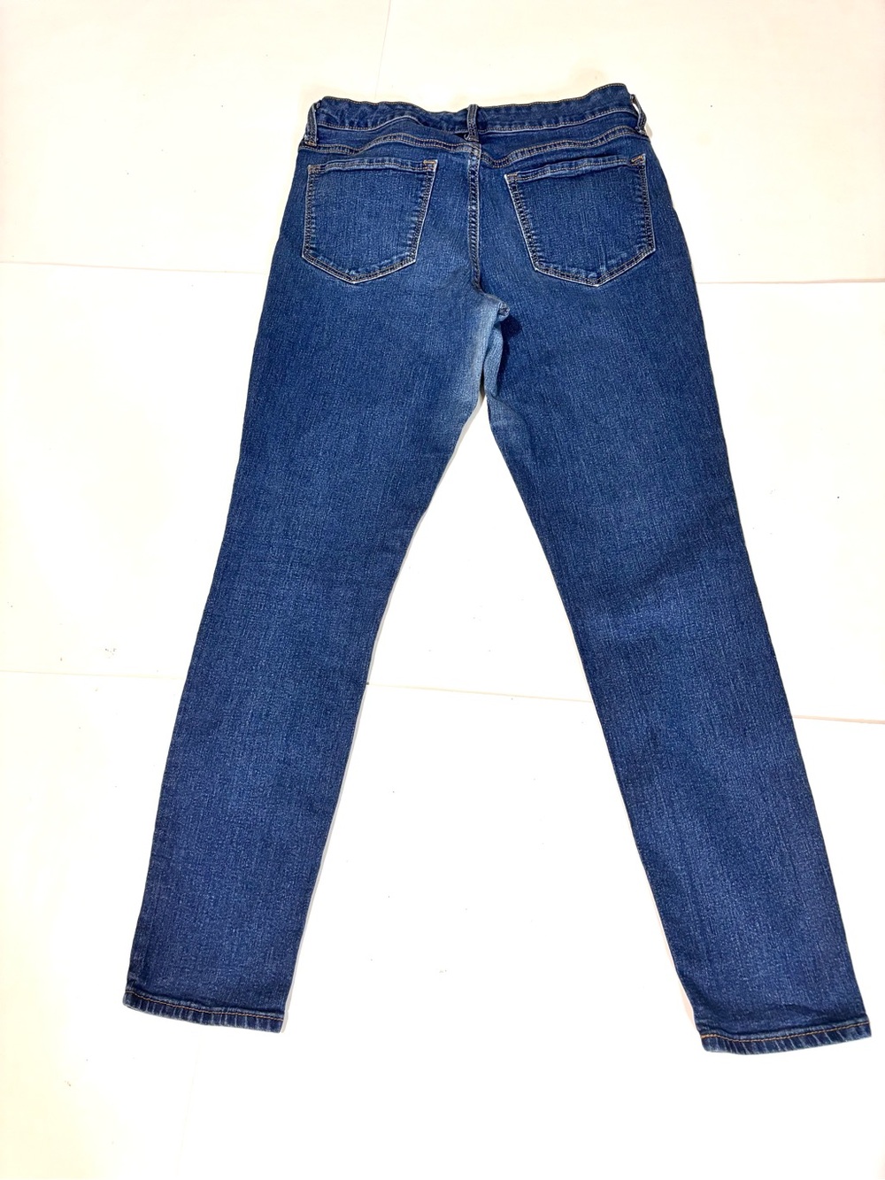 50. Old Navy Women's Skinny Mid Rise Jeans - Dark Blue - Picture 10 of 12